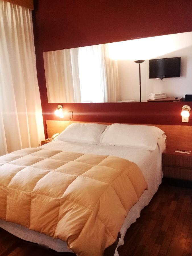 Hostal De La Costa Вилья-Карлос-Пас Экстерьер фото